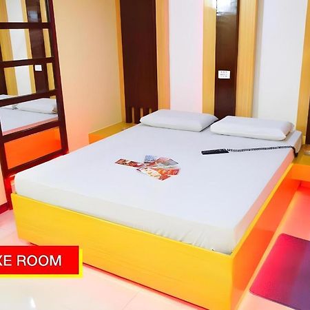 Hotel Sogo Avenida Манила Екстериор снимка