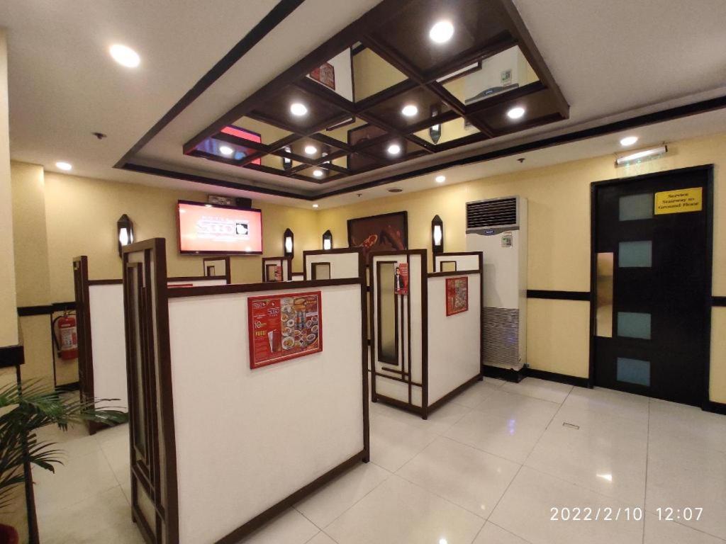 Hotel Sogo Avenida Манила Екстериор снимка