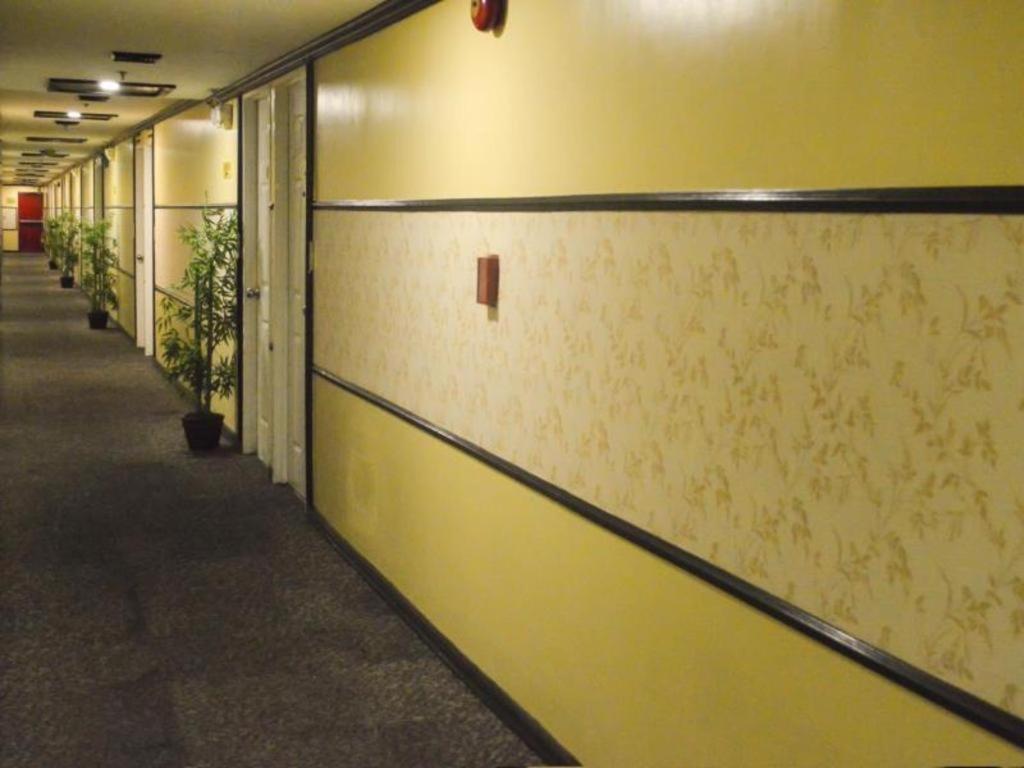 Hotel Sogo Avenida Манила Екстериор снимка