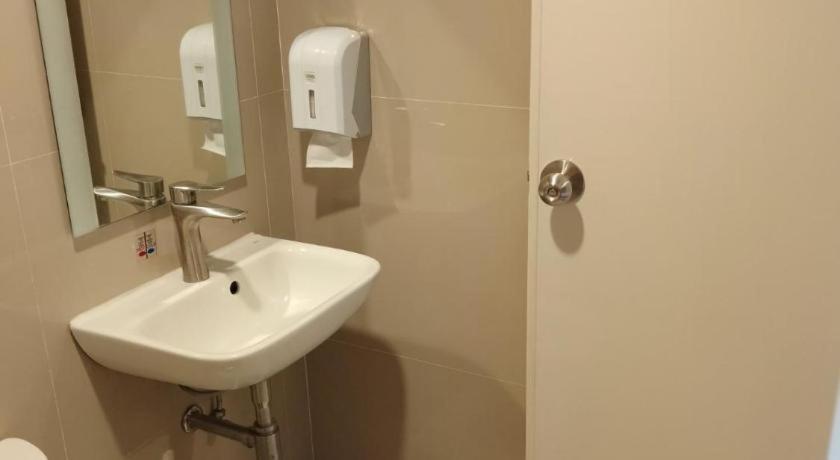 Hotel Sogo Avenida Манила Екстериор снимка