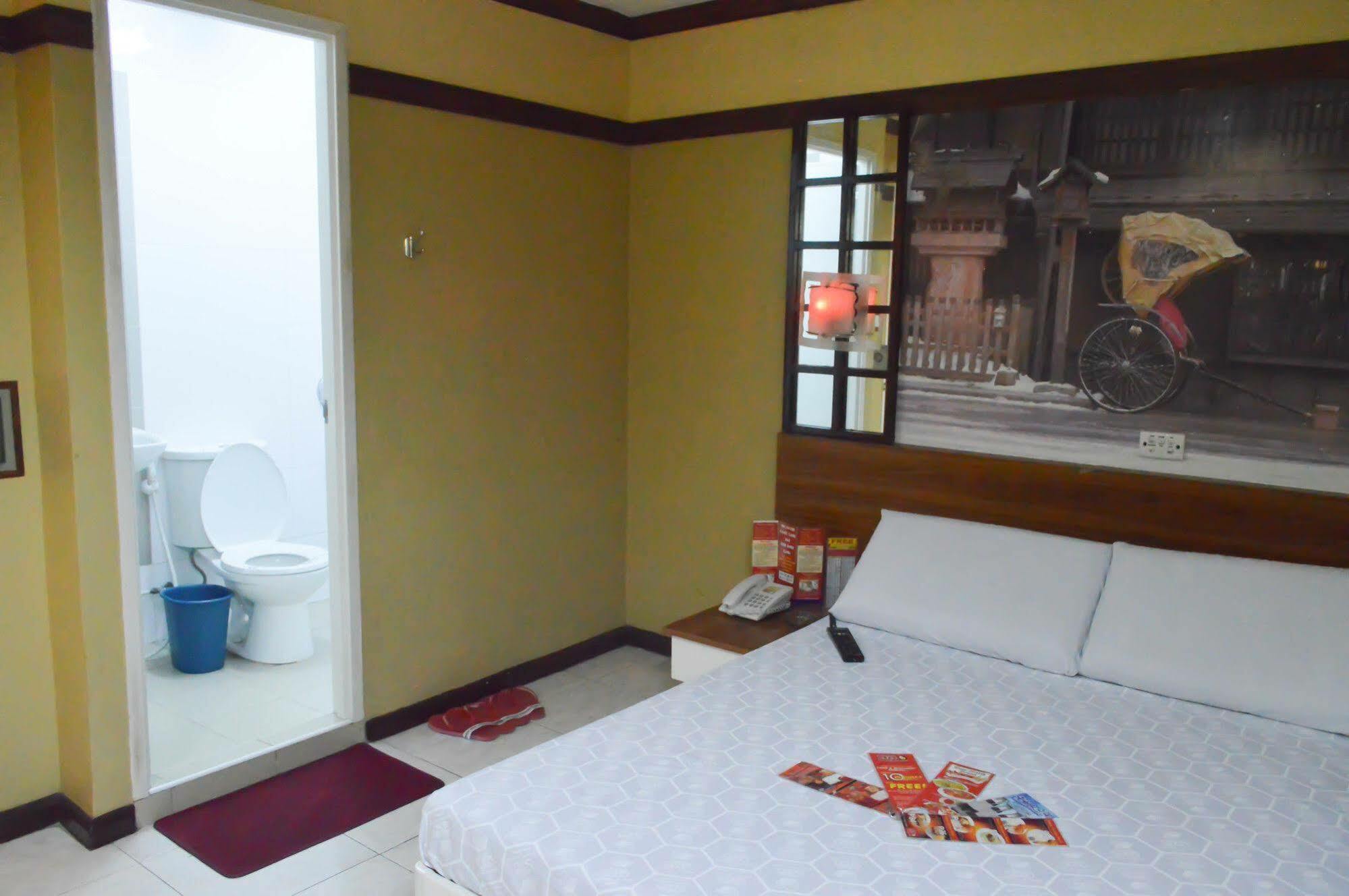 Hotel Sogo Avenida Манила Екстериор снимка